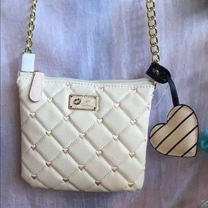 Luv Betsey ( by: Betsey Johnson) cross body bag